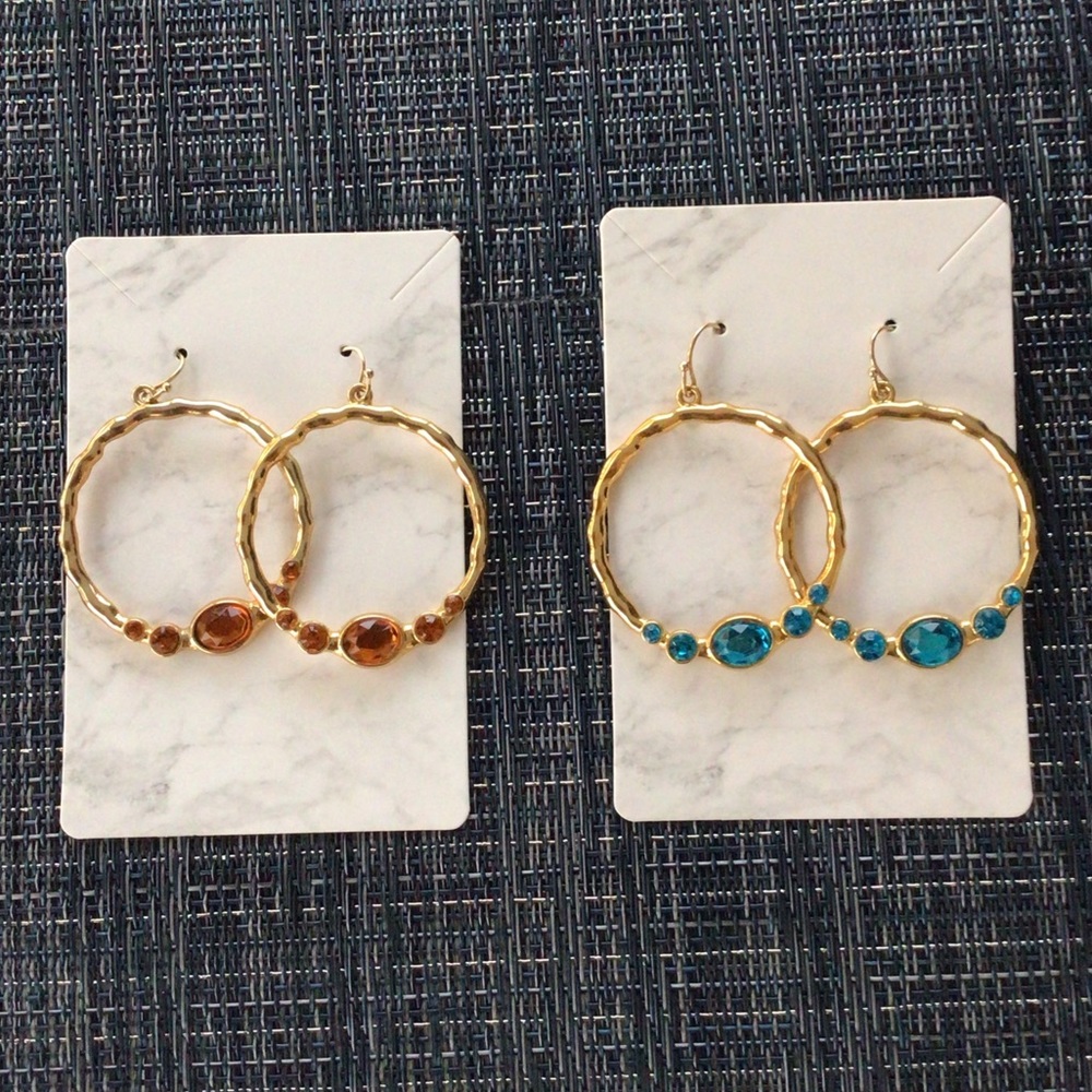 Two Pair of Gold Tone Circle Drop Earrings, one in Turquoise & one in Coral
